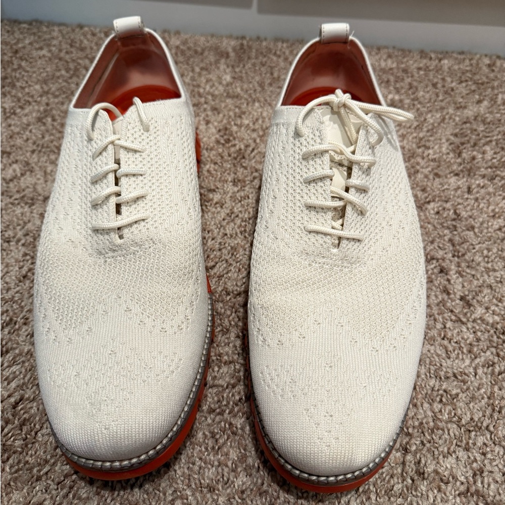 Cole Haan Cream Lace-Up Oxfords